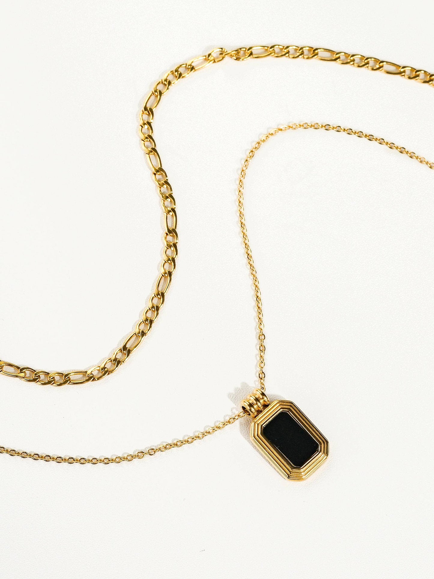 Mare Black Pendant Necklace