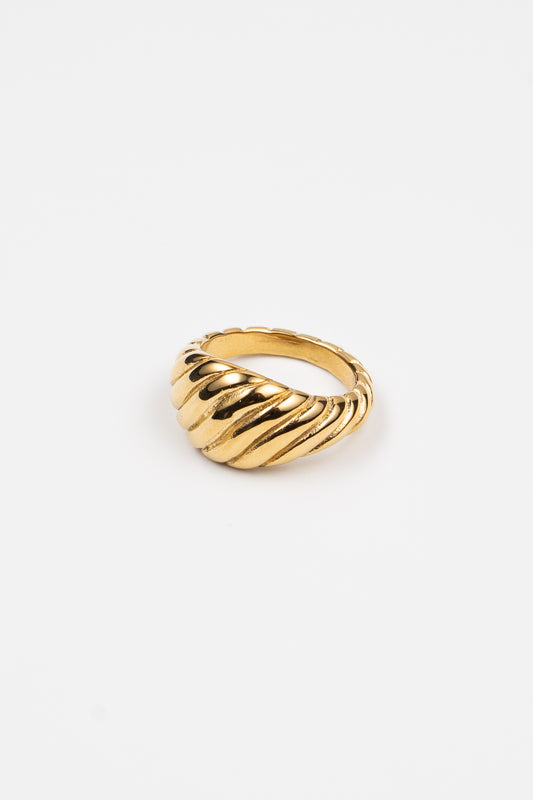 Twisted Ring